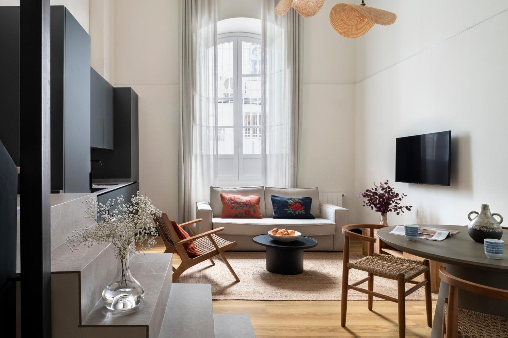 Tranquilo Acogedor Y Centrico 2Beds & 2Bath Apartment Sevilla Bagian luar foto
