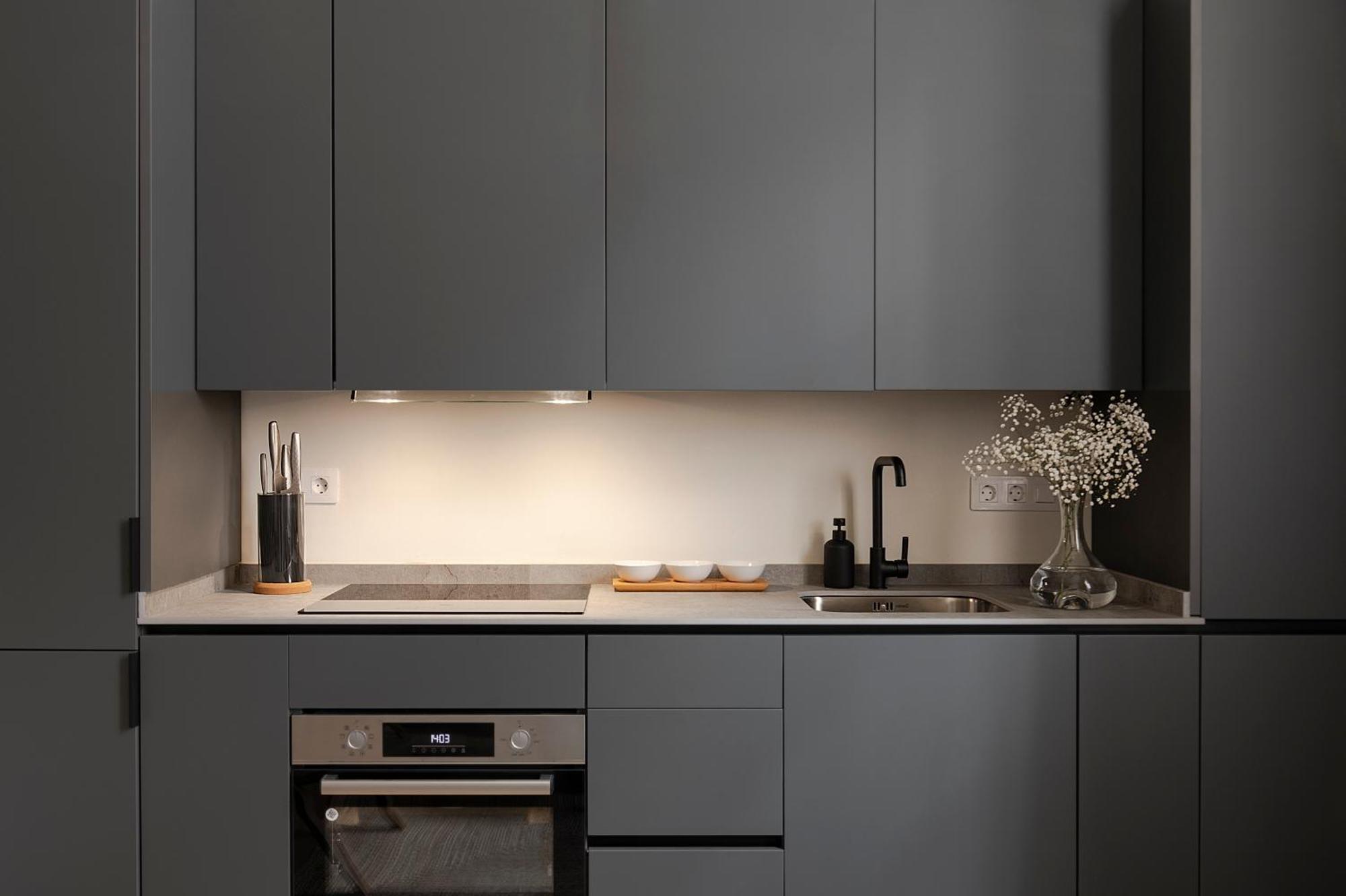 Tranquilo Acogedor Y Centrico 2Beds & 2Bath Apartment Sevilla Bagian luar foto